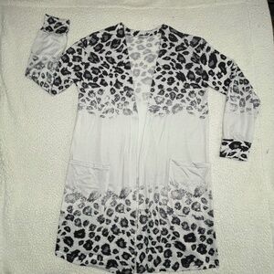 Women’s Tickled Teal Open Front XL Black/White Animal Print Cardigan